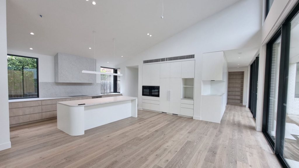 35 - Balwyn